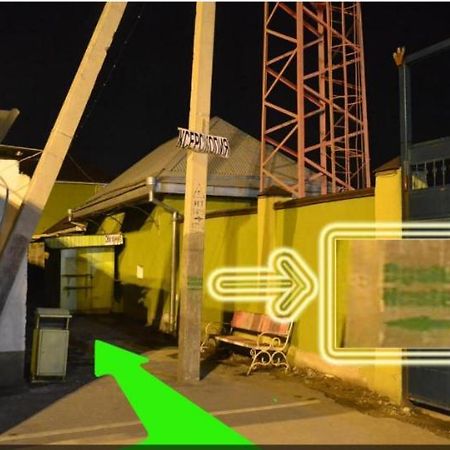 Anisa- Hostel Duszanbe Zewnętrze zdjęcie