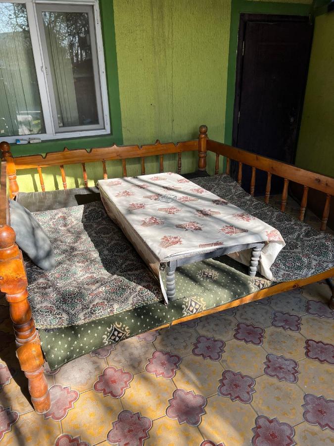 Anisa- Hostel Duszanbe Zewnętrze zdjęcie