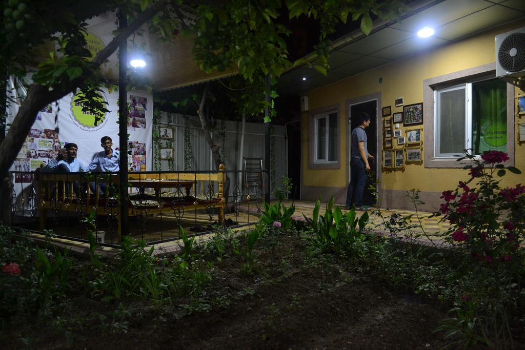 Anisa- Hostel Duszanbe Zewnętrze zdjęcie